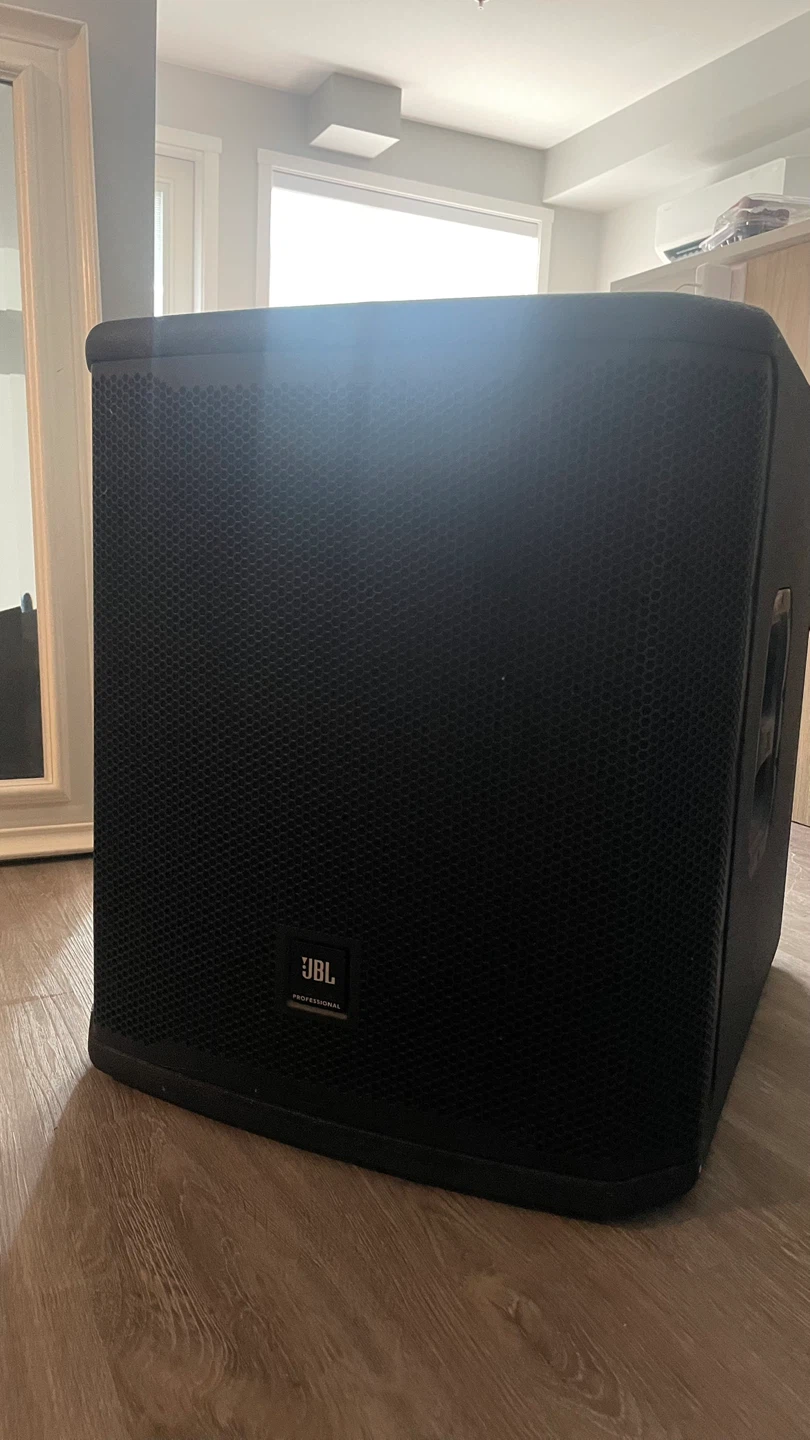 JBL PRX900 Series Powered Subwoofer