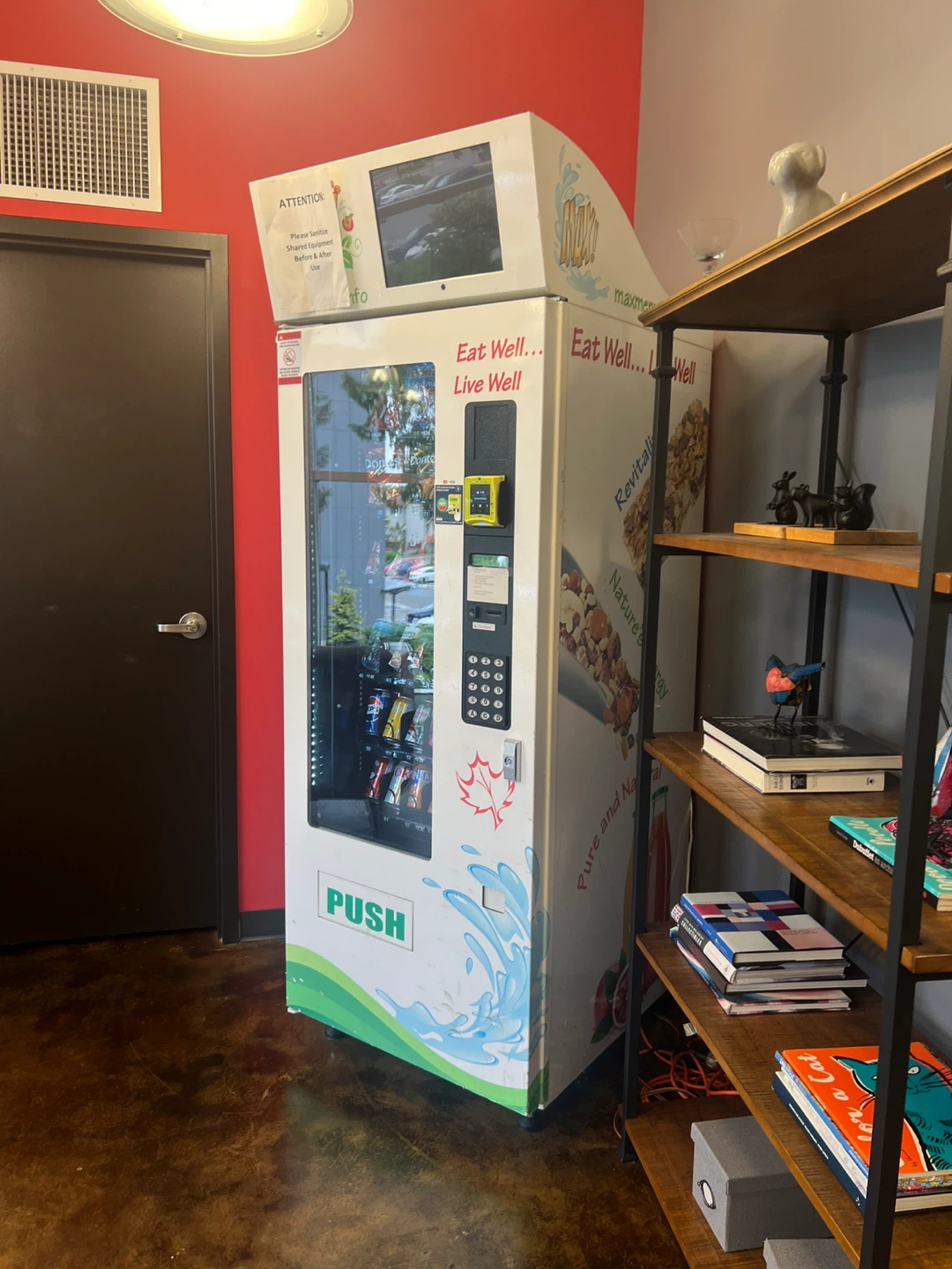 Vending Machine with location no commission