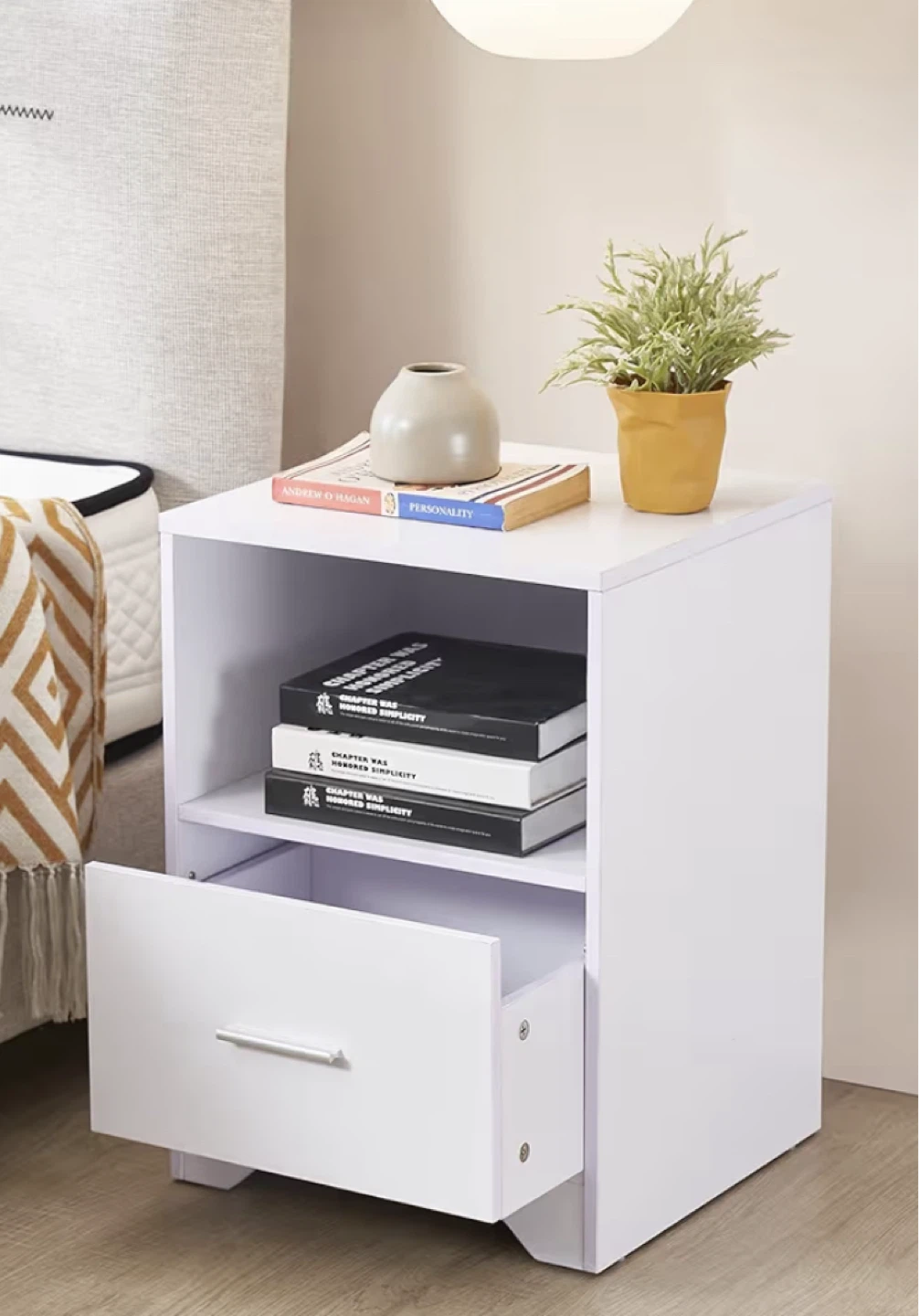 White Side Table, Nightstand with Drawer – Good Condition - photo 2