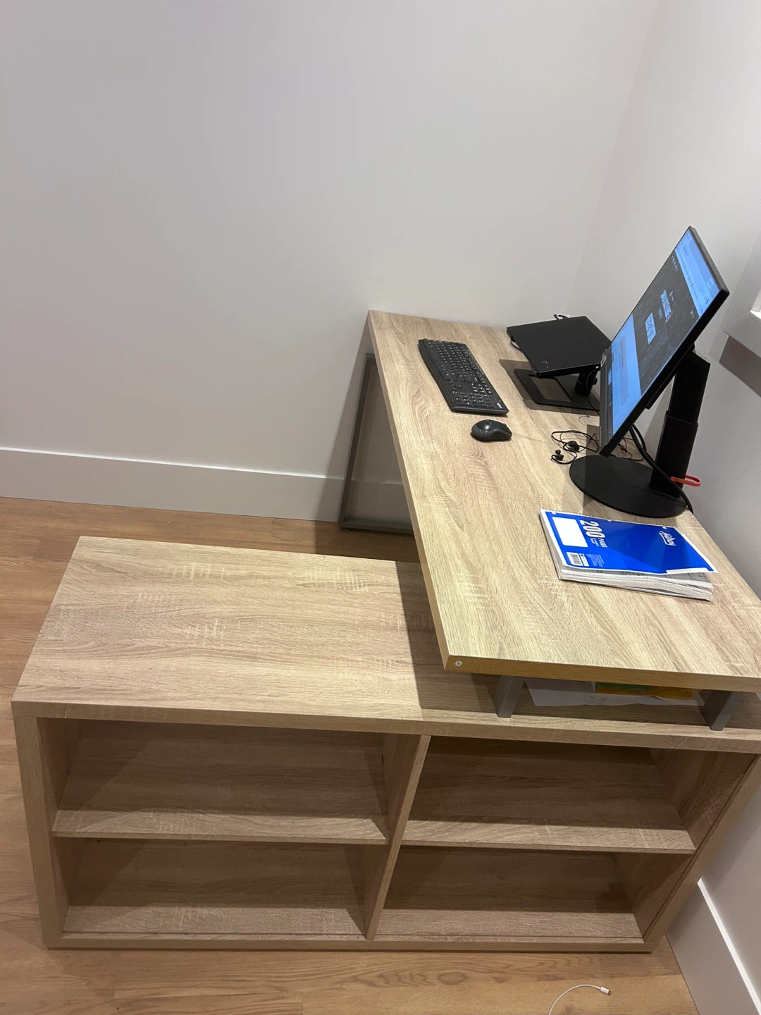 Oak finish L-shaped desk with storage - photo 2