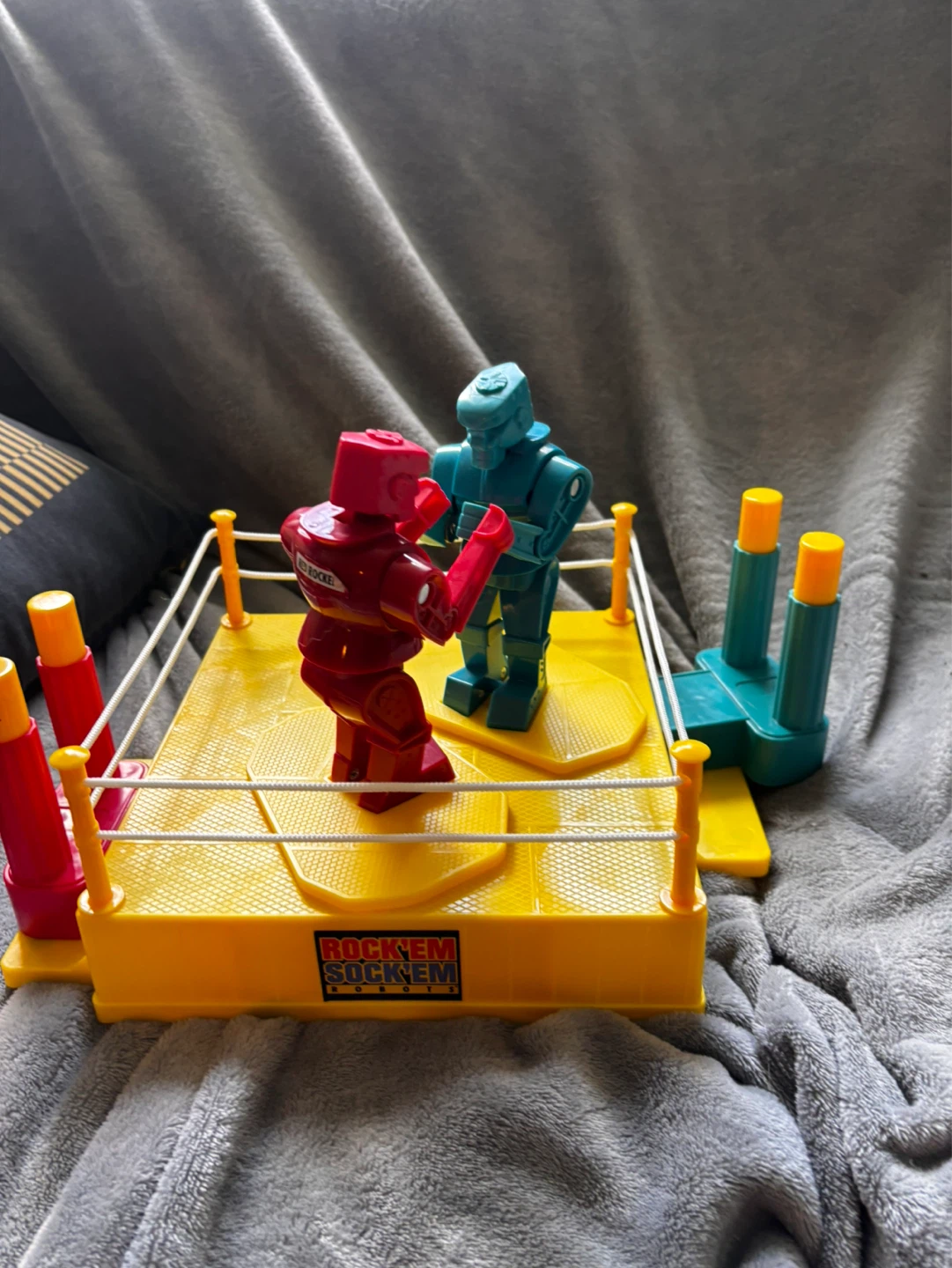 Rock 'Em Sock 'Em Robots Game - photo 2