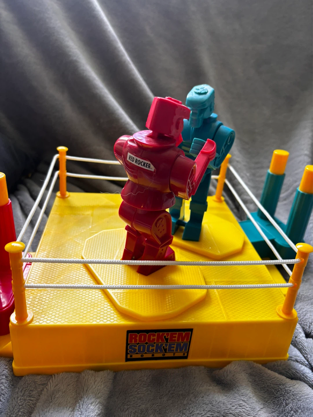 Rock 'Em Sock 'Em Robots Game