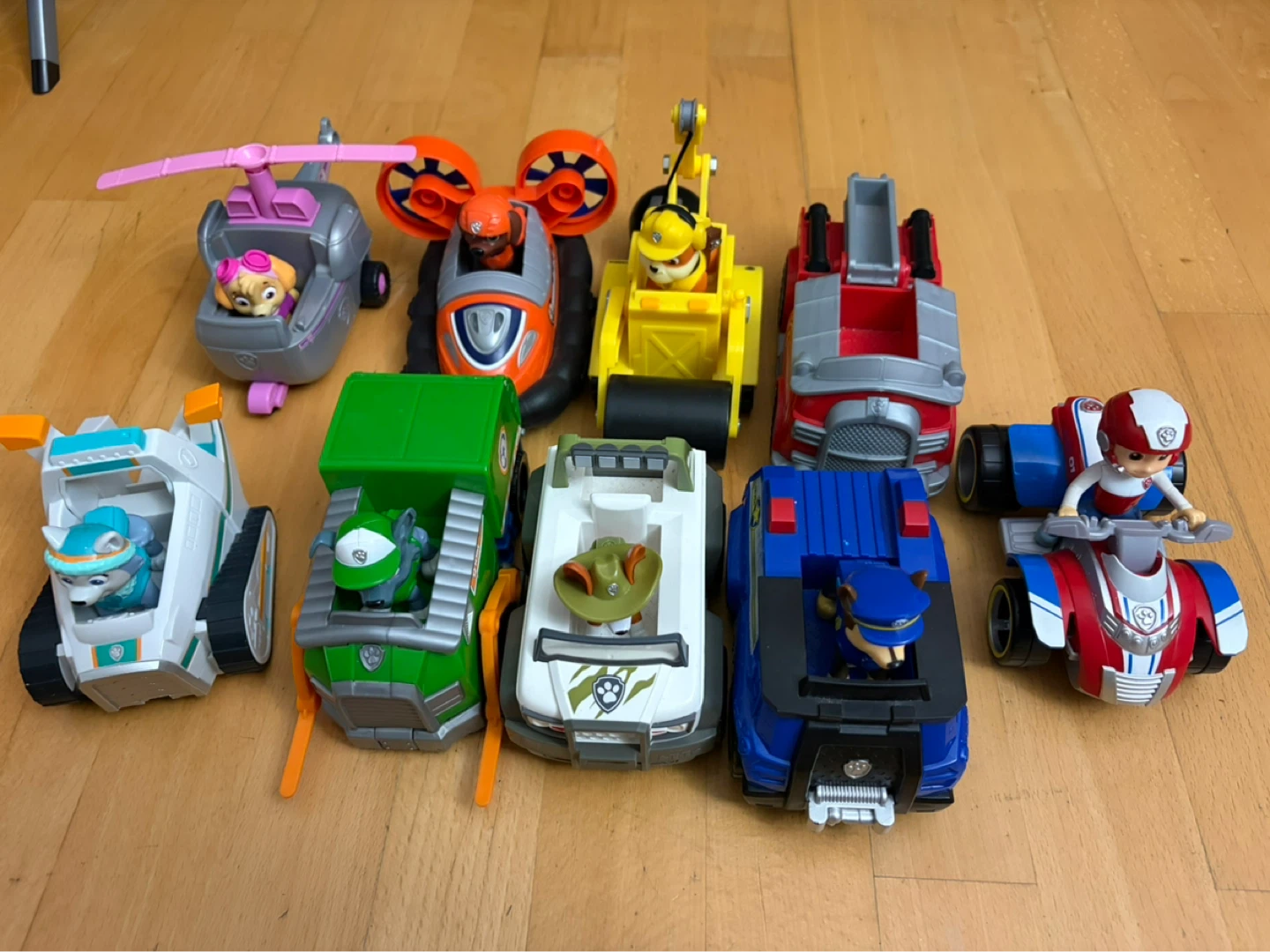Paw Patrol Toy Vehicles Lot - photo 3