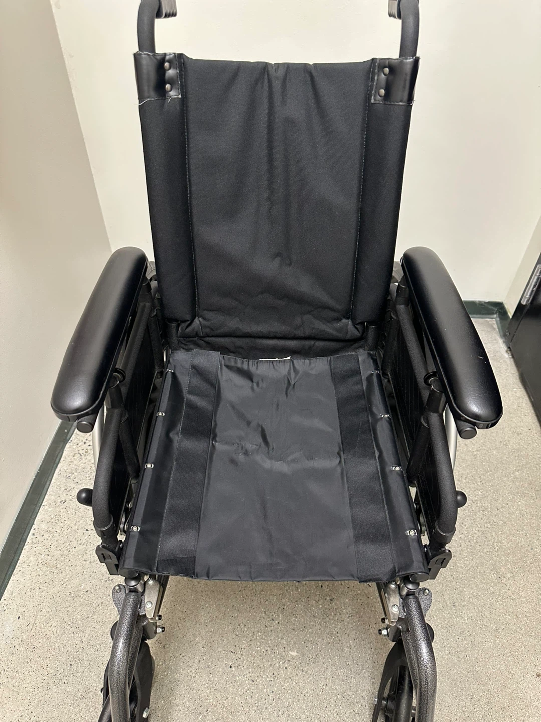 Stylus LS Transport Wheelchair
