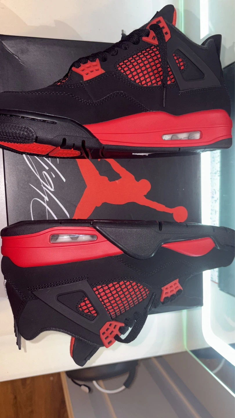 Air Jordan 4 "Bred" Sneakers - photo 4