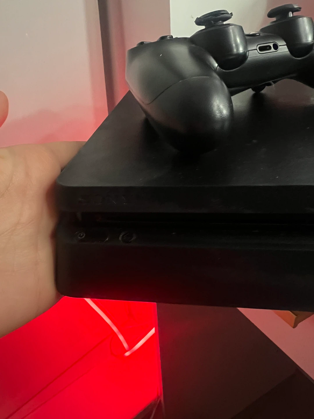 Sony PlayStation 4 Slim Console - photo 2