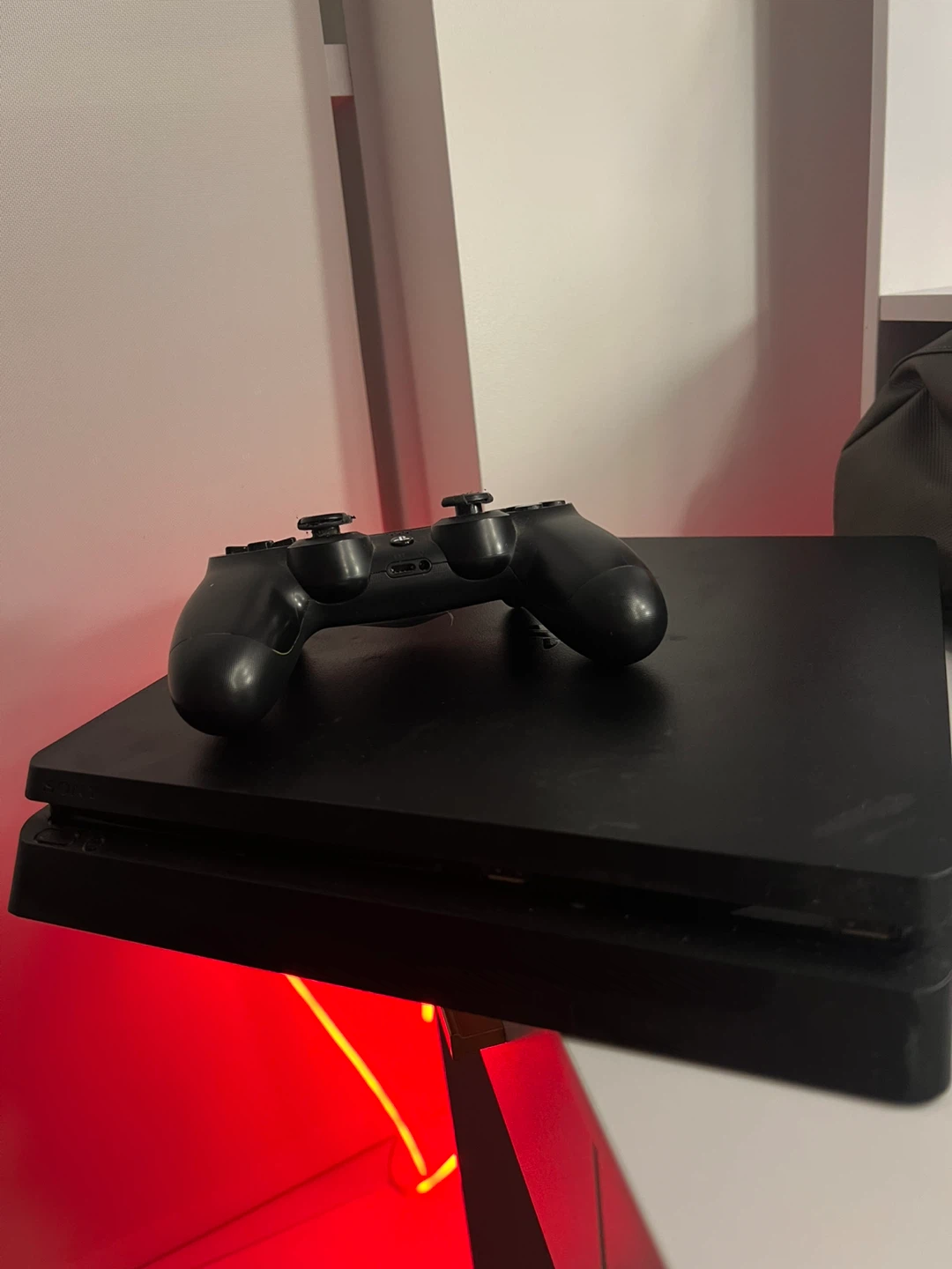 Sony PlayStation 4 Slim Console