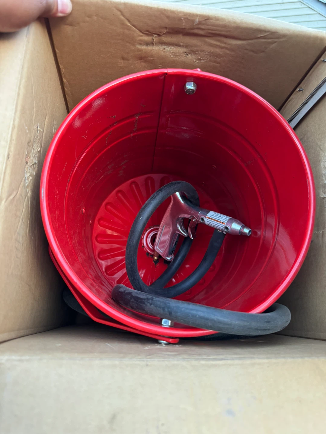 Coleman Powermate Air Sandblaster with 3 Gallon Metal Hopper - photo 2