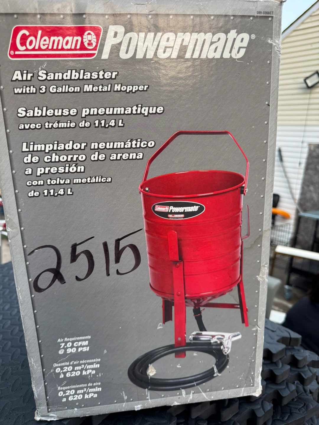 Coleman Powermate Air Sandblaster with 3 Gallon Metal Hopper