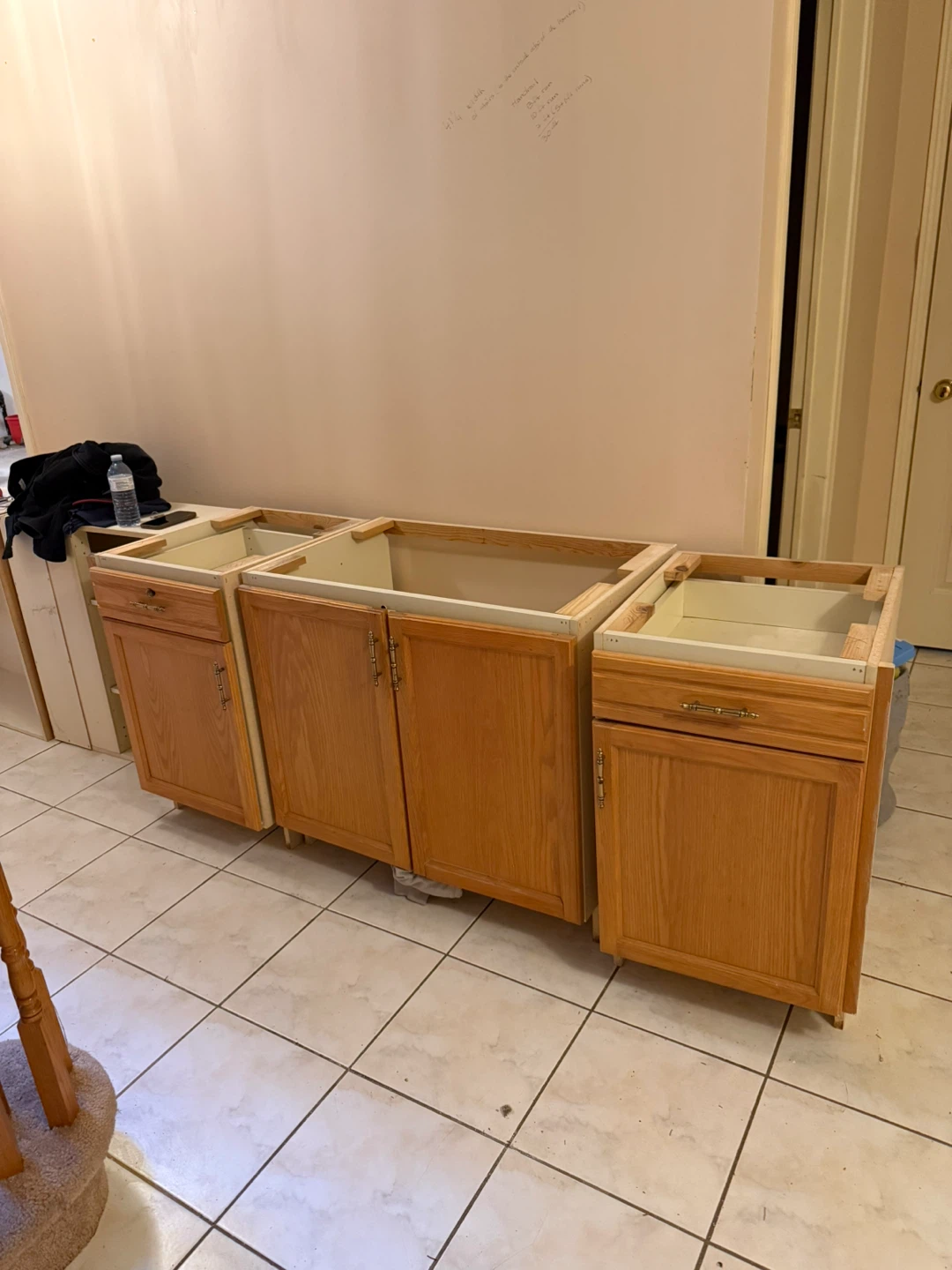 Free Kitchen cabinets, bathroom vanities, laundry cabinets