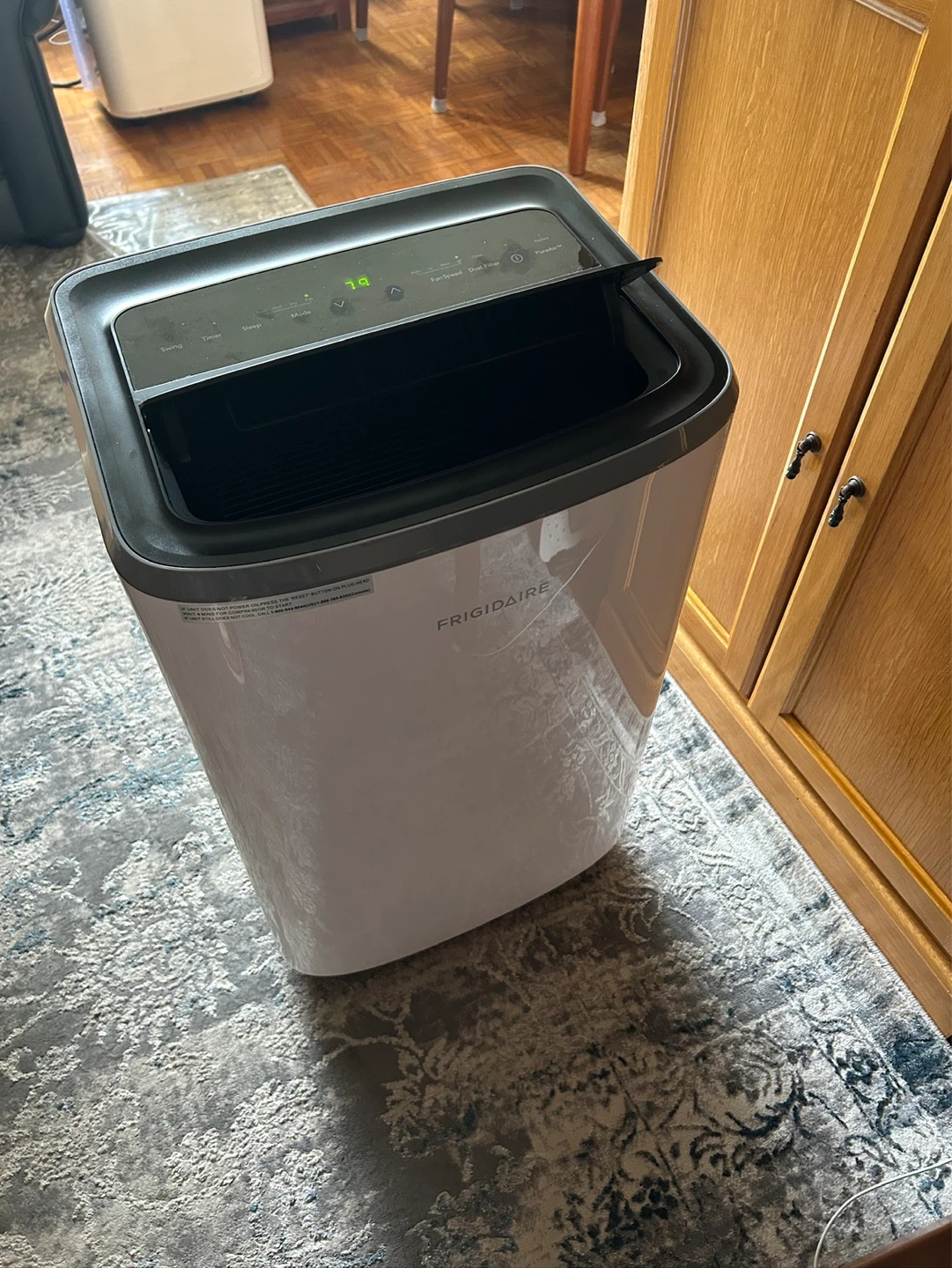 Frididaire Portable AC  10,000 BTUS  - used 1 month then stored - photo 3