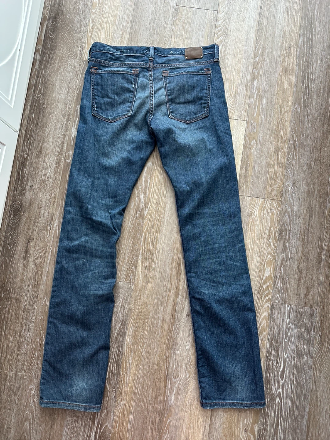 Banana Republic Straight Leg Jeans - photo 2