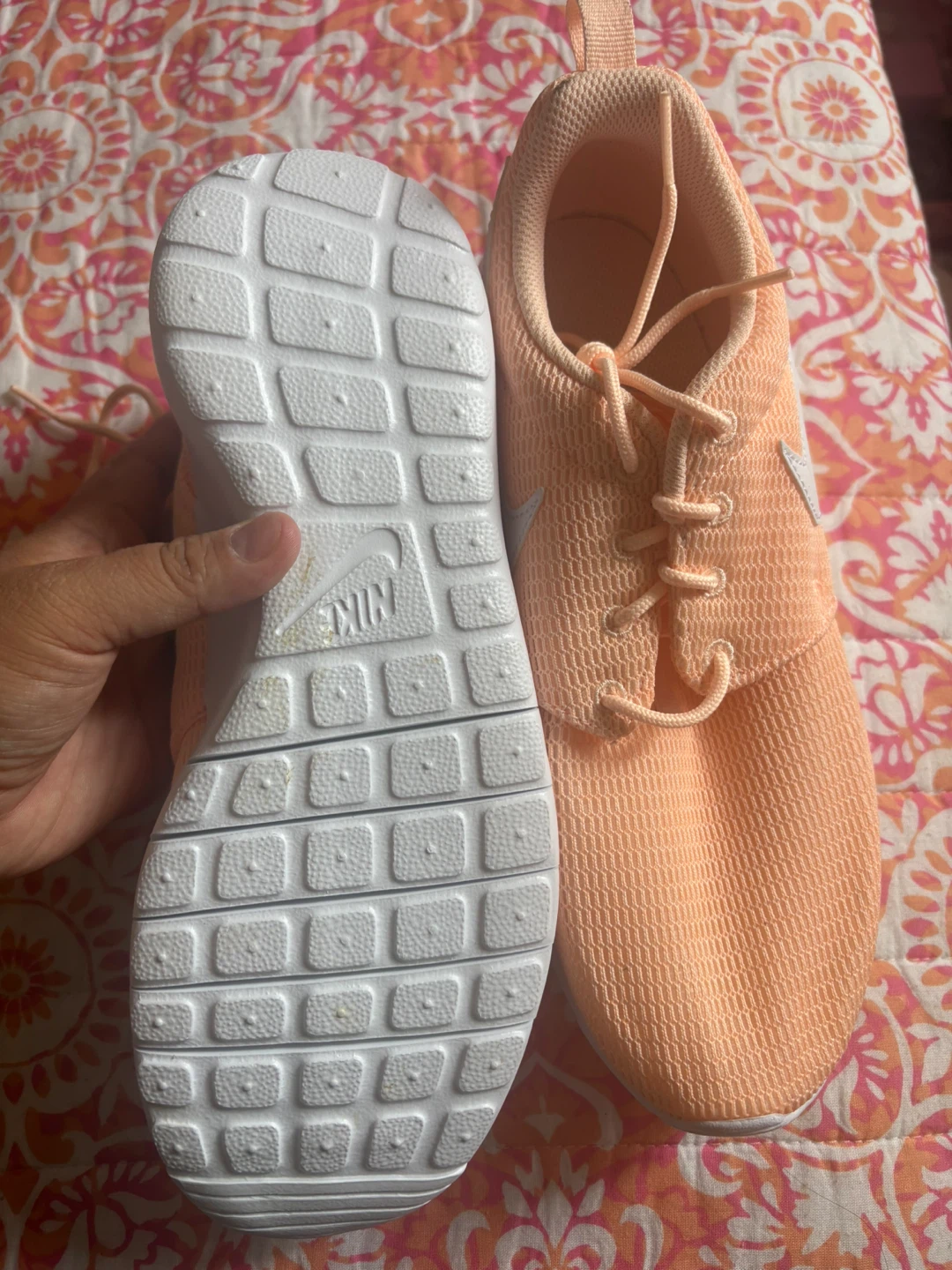Nike Roshe Run Women's Shoes Peach Size 7Y - photo 3