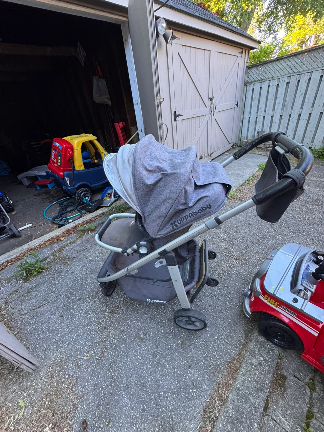 UPPAbaby MESA Stroller with kick board and carry case - photo 2
