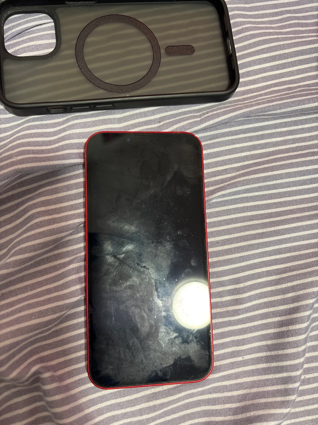 Apple iPhone 13 - Red - photo 2
