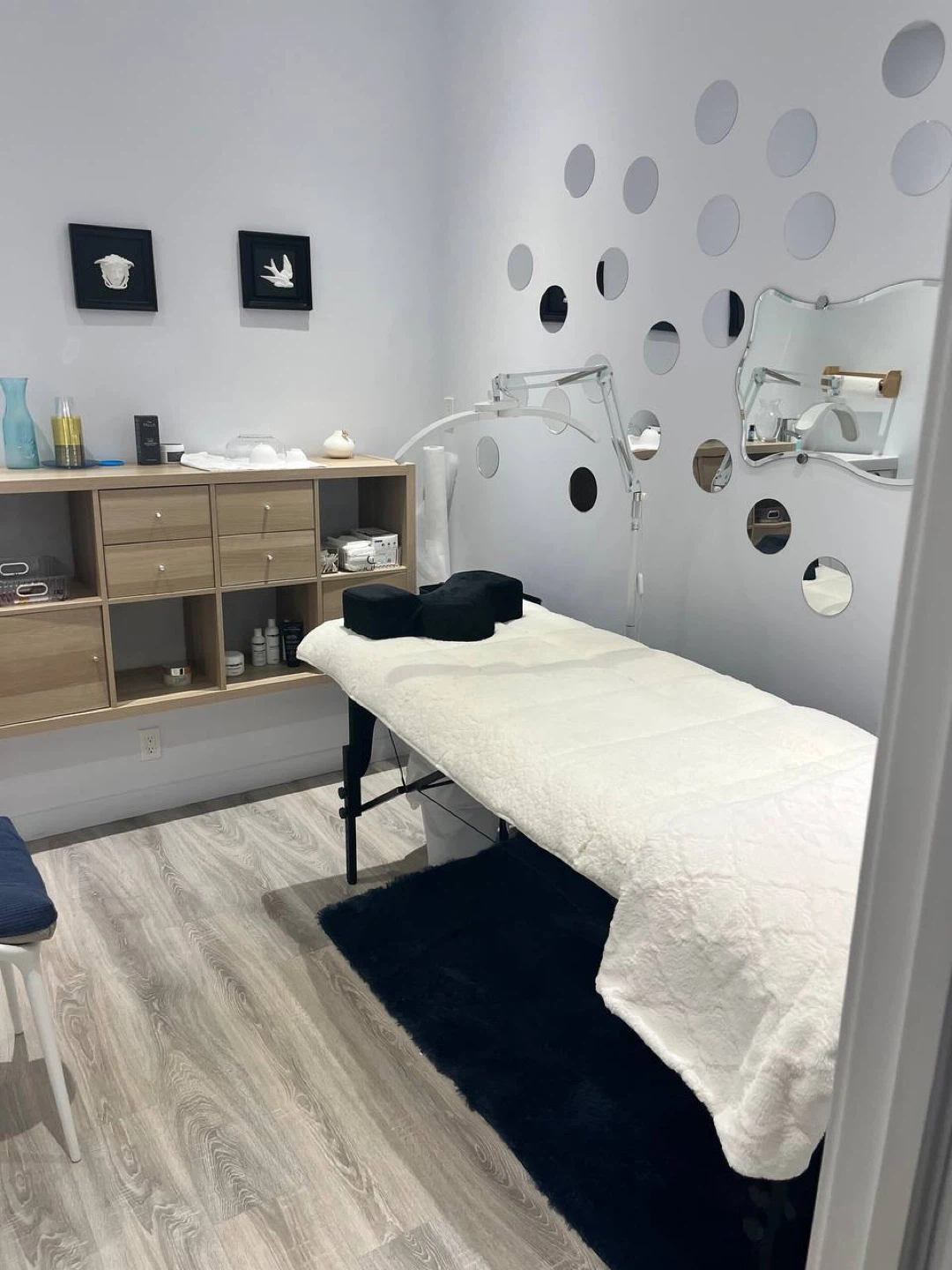 ✨ PRIVATE TREATMENT ROOM FOR RENT - photo 2