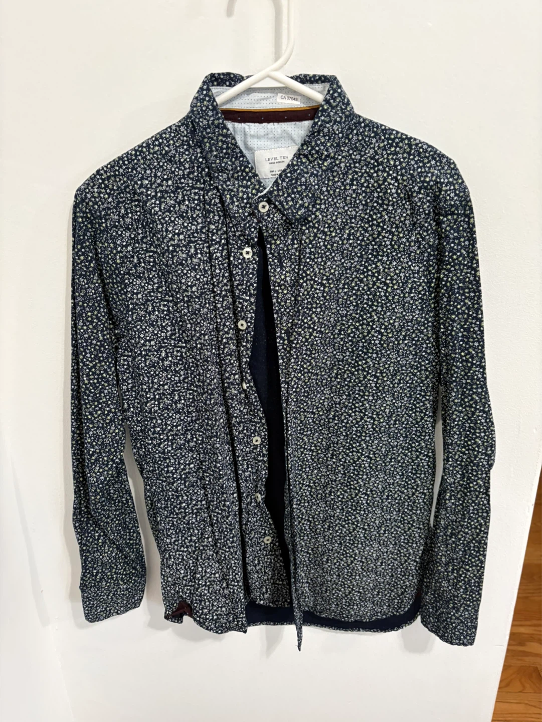 LEVEL TEN Mens Modern floral print button-up shirt - Large