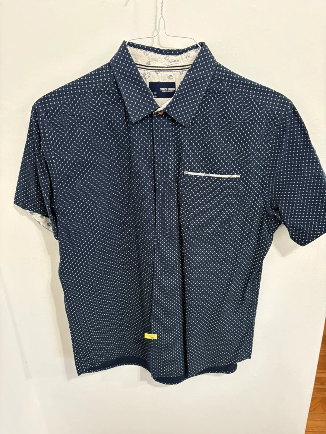 Sunrise Kingdom Men's Short Sleeve Shirt - Large