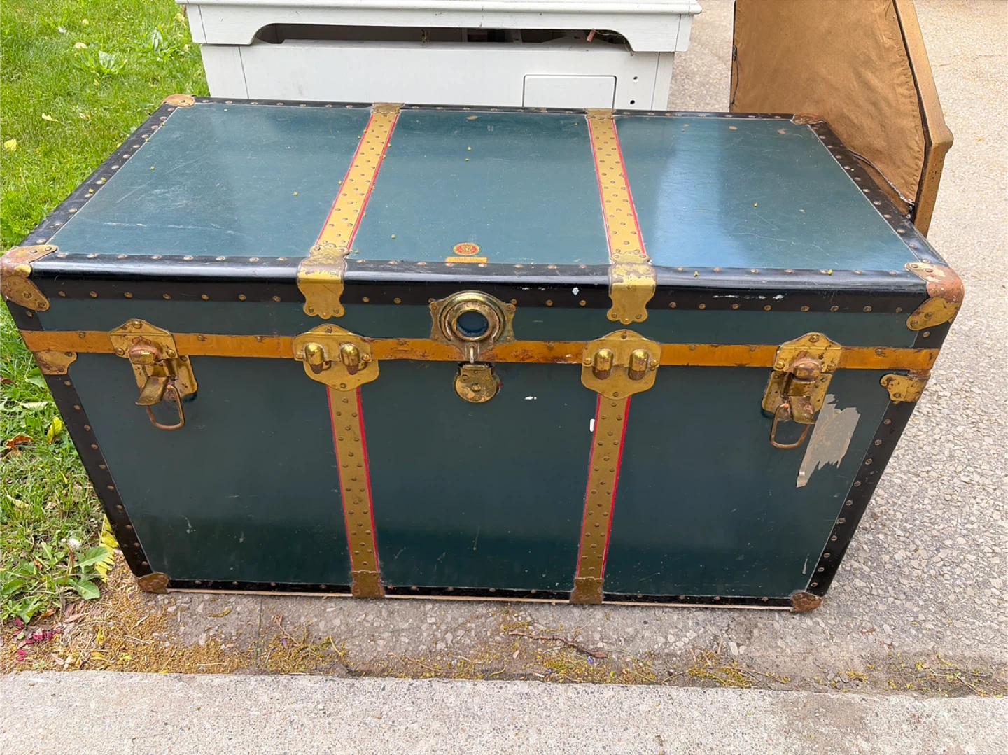 Vintage Trunk Case