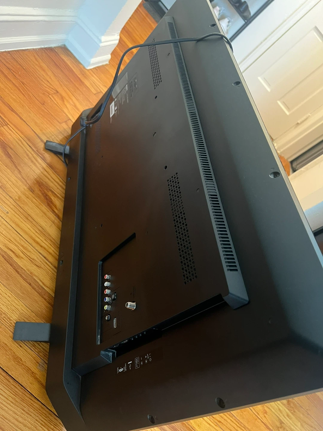 Sony 40" KDL-40R380B TV - photo 3