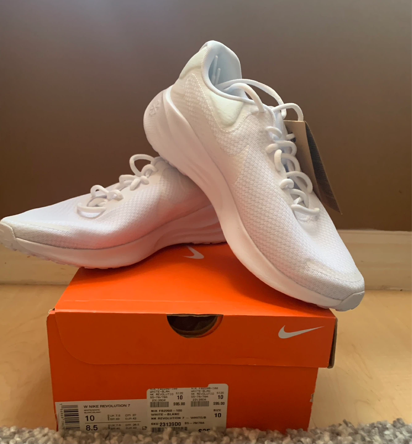 Nike Women's Revolution 7 Running Shoes - White