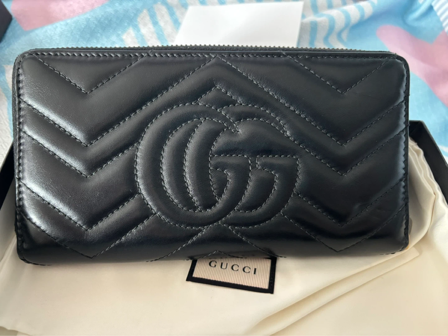 Gucci GG Marmont Zip Around Wallet - Black Leather - photo 2