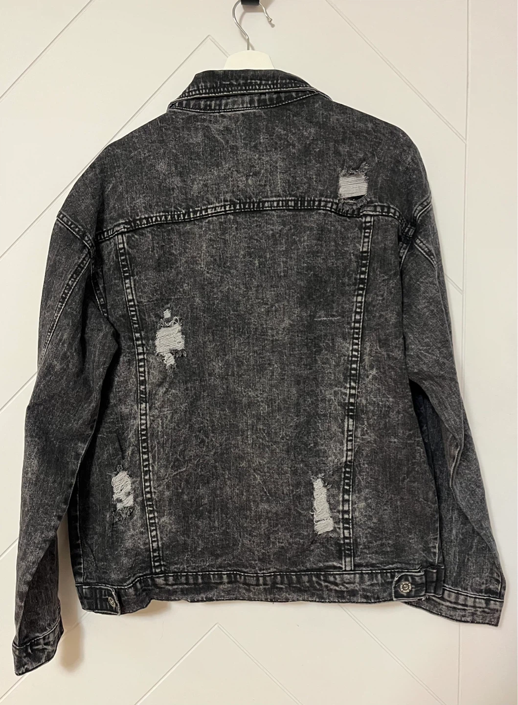 Distressed Denim Jacket Men L - photo 3