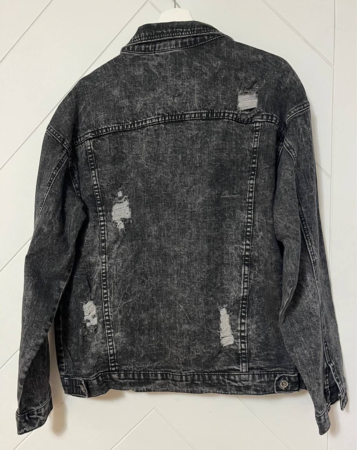 Distressed Denim Jacket Men L - photo 5