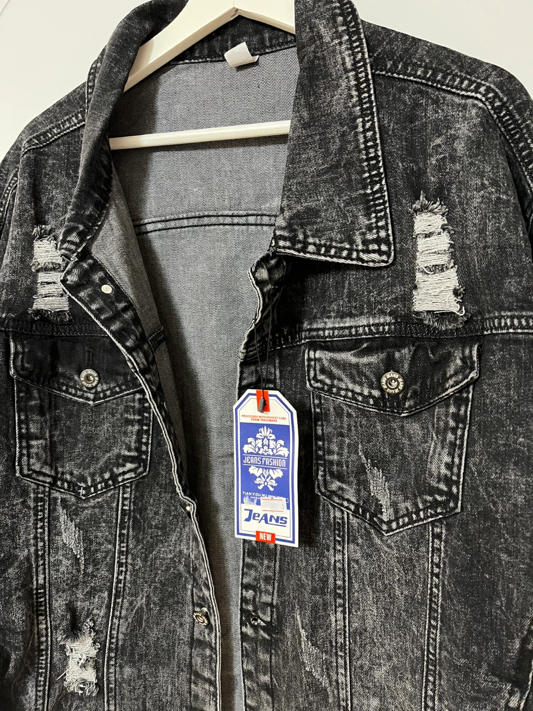 Distressed Denim Jacket Men L - photo 2