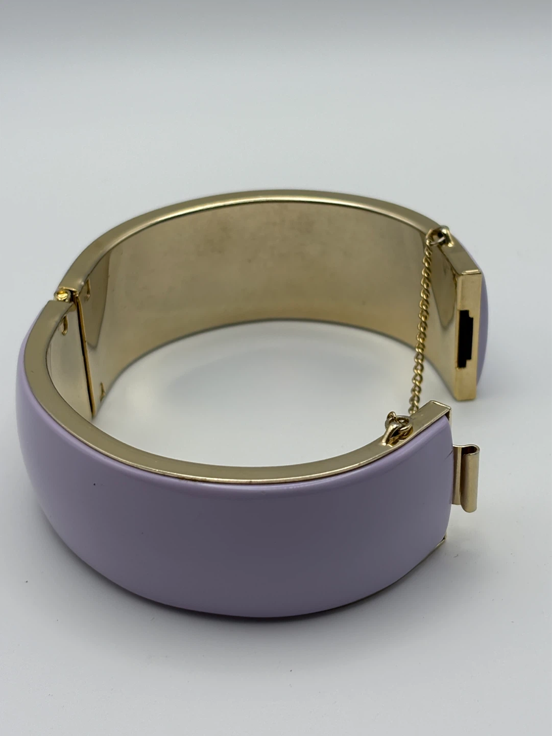 Vintage Lavender and Gold Tone Hinged Bangle Bracelet - photo 4