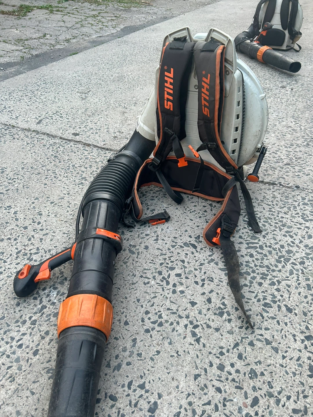 STIHL MAGNUM BR 800 C Backpack Blower - photo 3
