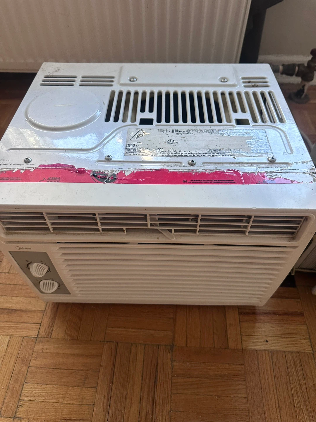 Midea Window 5000 BTU Air Conditioner - photo 2
