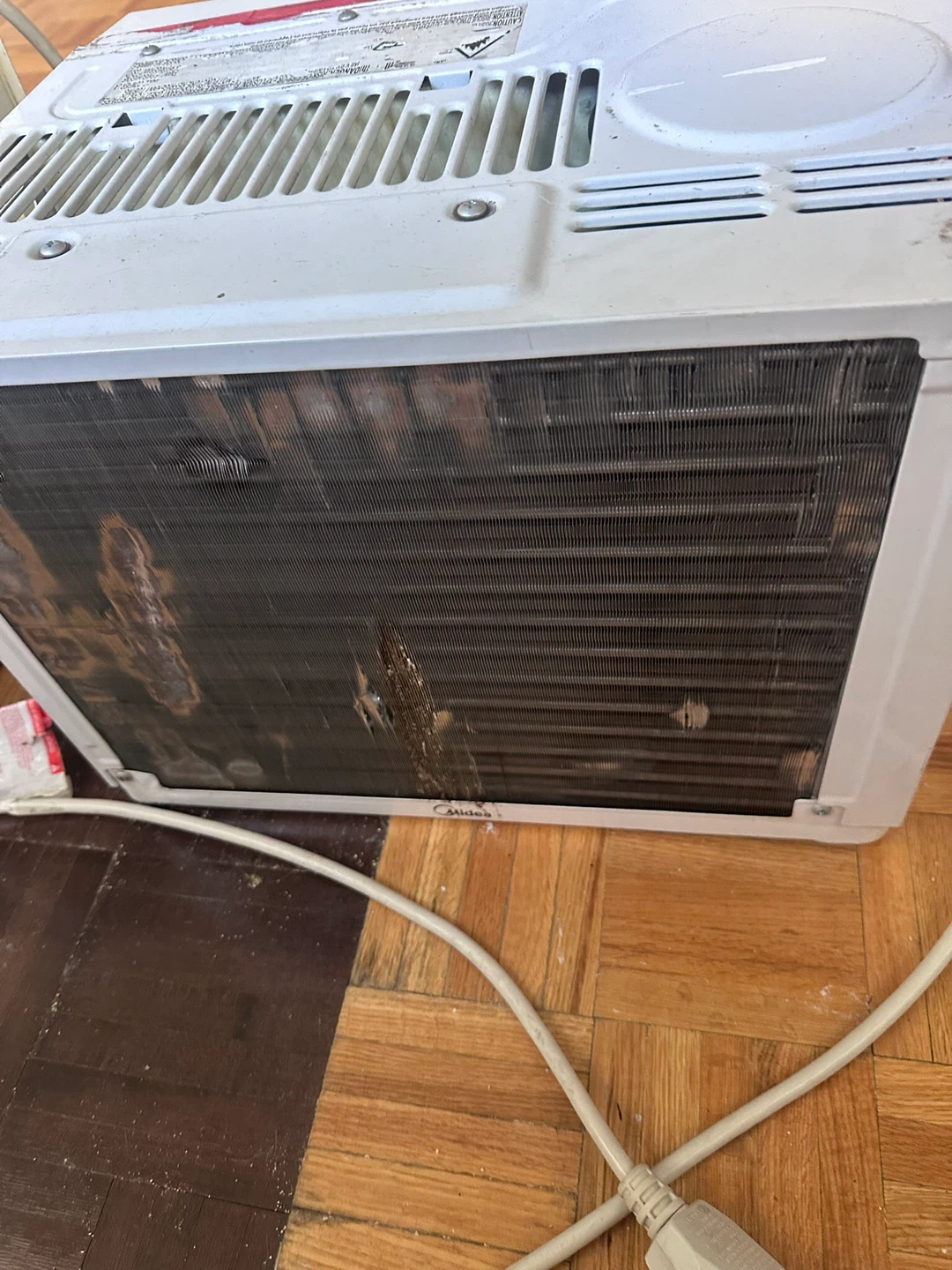 Midea Window 5000 BTU Air Conditioner - photo 3