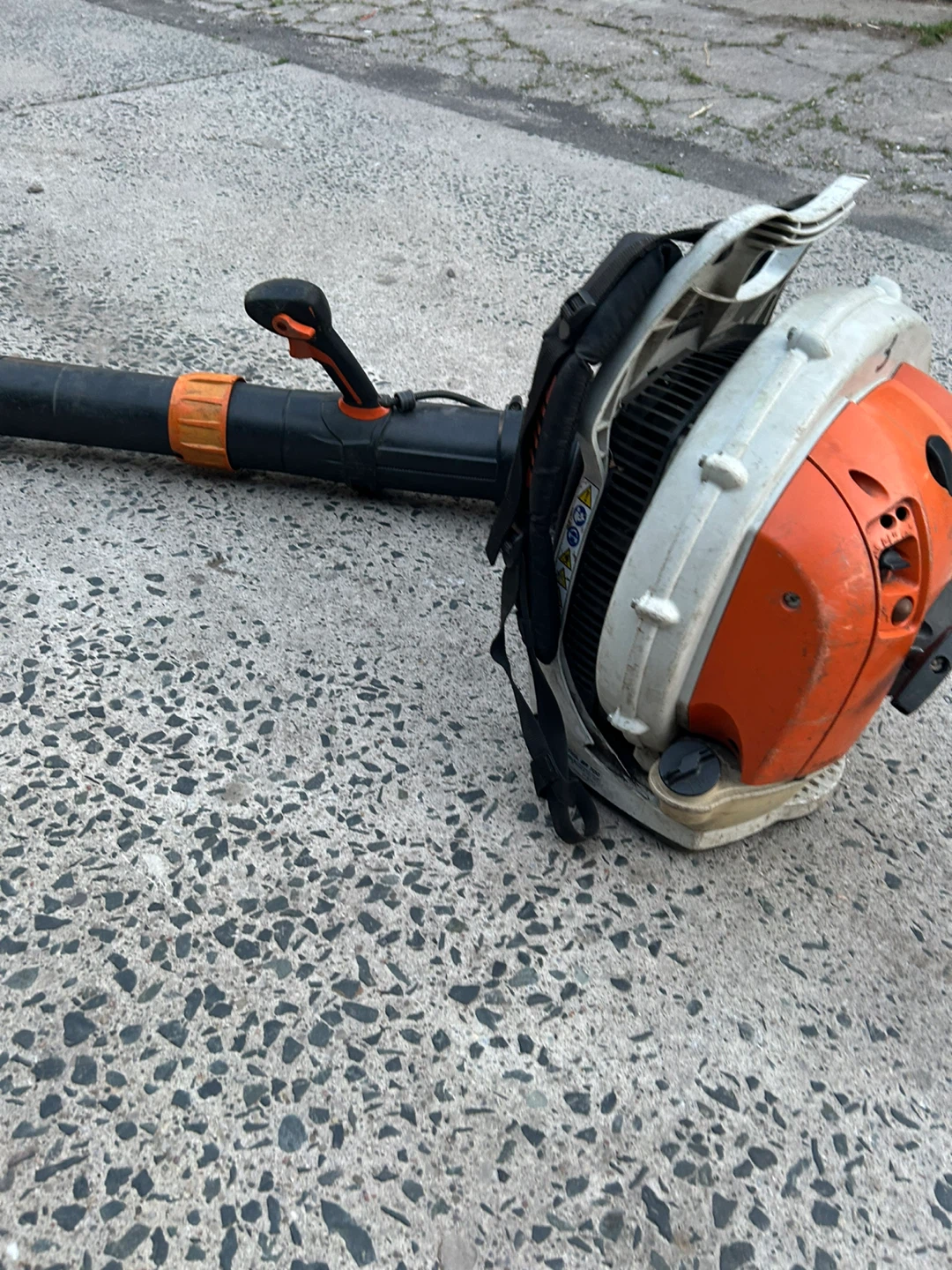 Stihl BR 700 Backpack Blower - photo 2