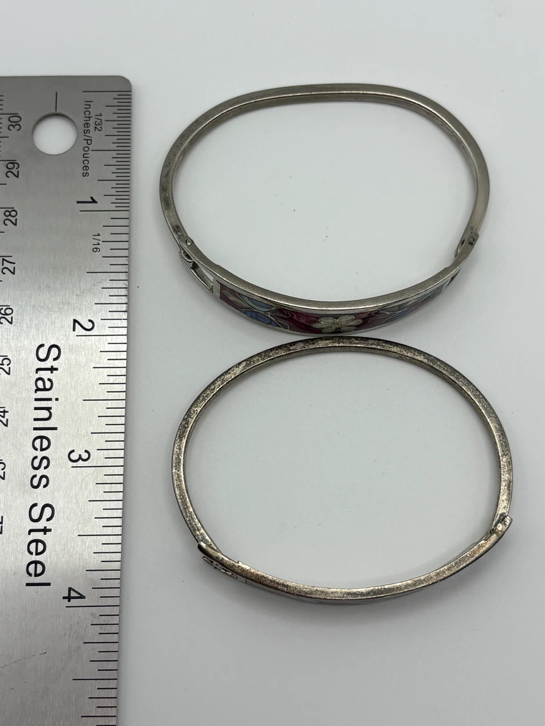 Set of 2 Vintage Enamel & Shell Inlay Bracelets - photo 4