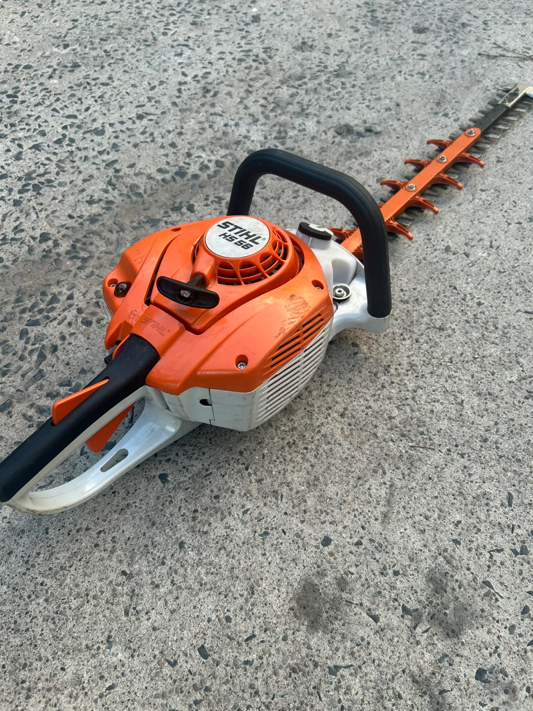 Stihl HS 56 Hedge Trimmer - photo 3
