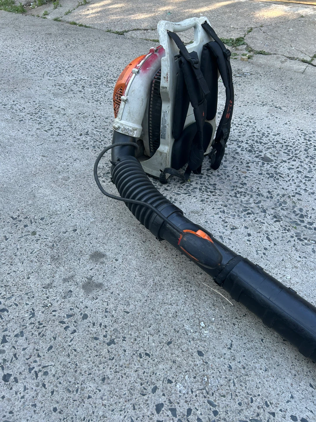 Stihl BR600 leaf blower - photo 4