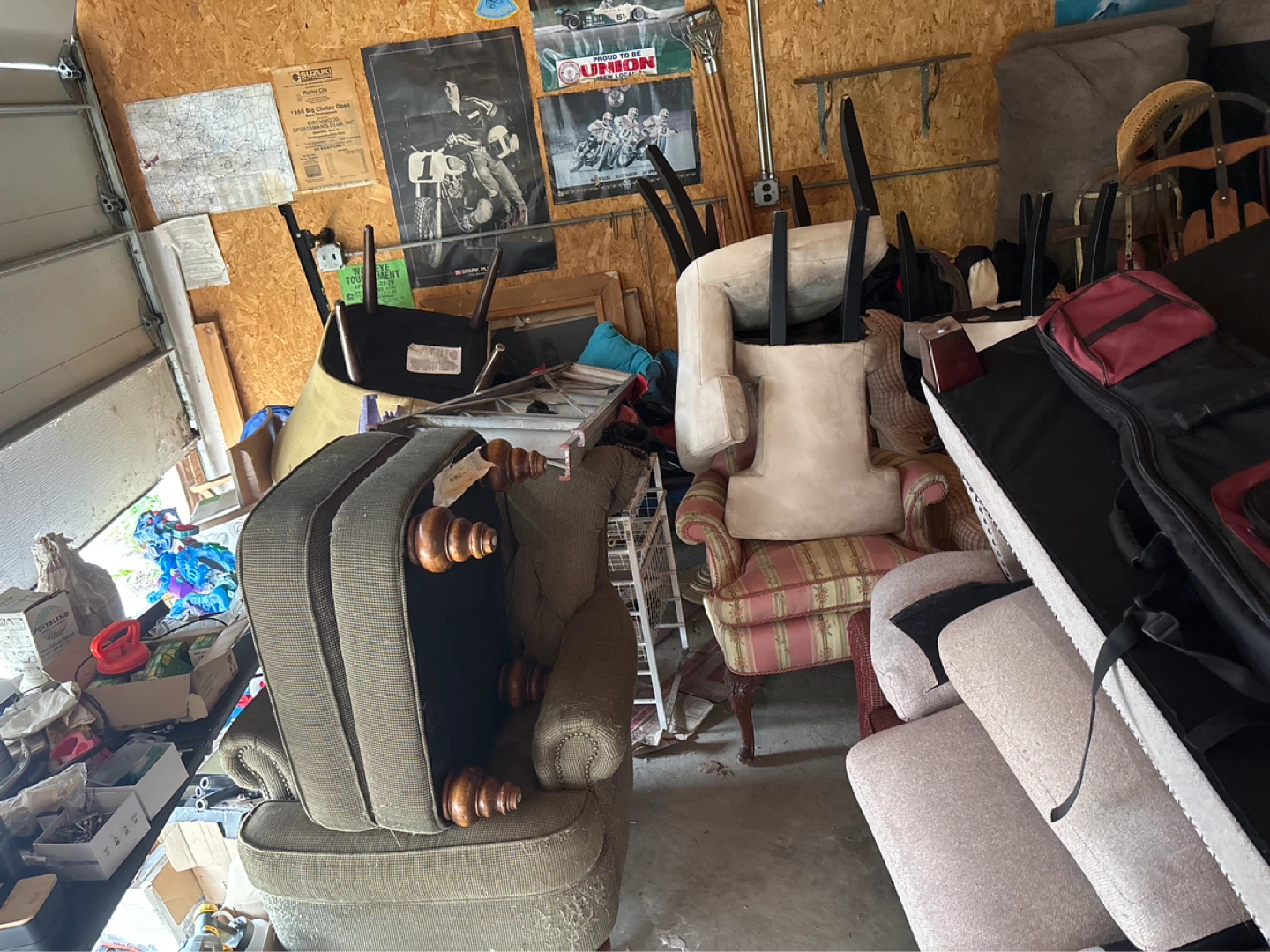 GARAGE SALE 6/7/26 till 7pm . 3324 n kostner
