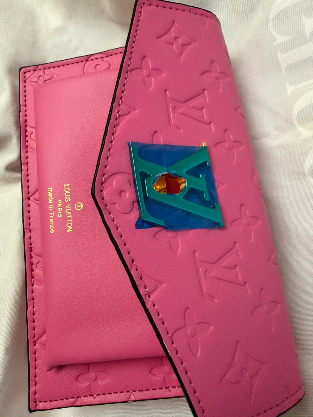 LV VIBRANT PINK Mylockme cute crossbody bag - photo 4