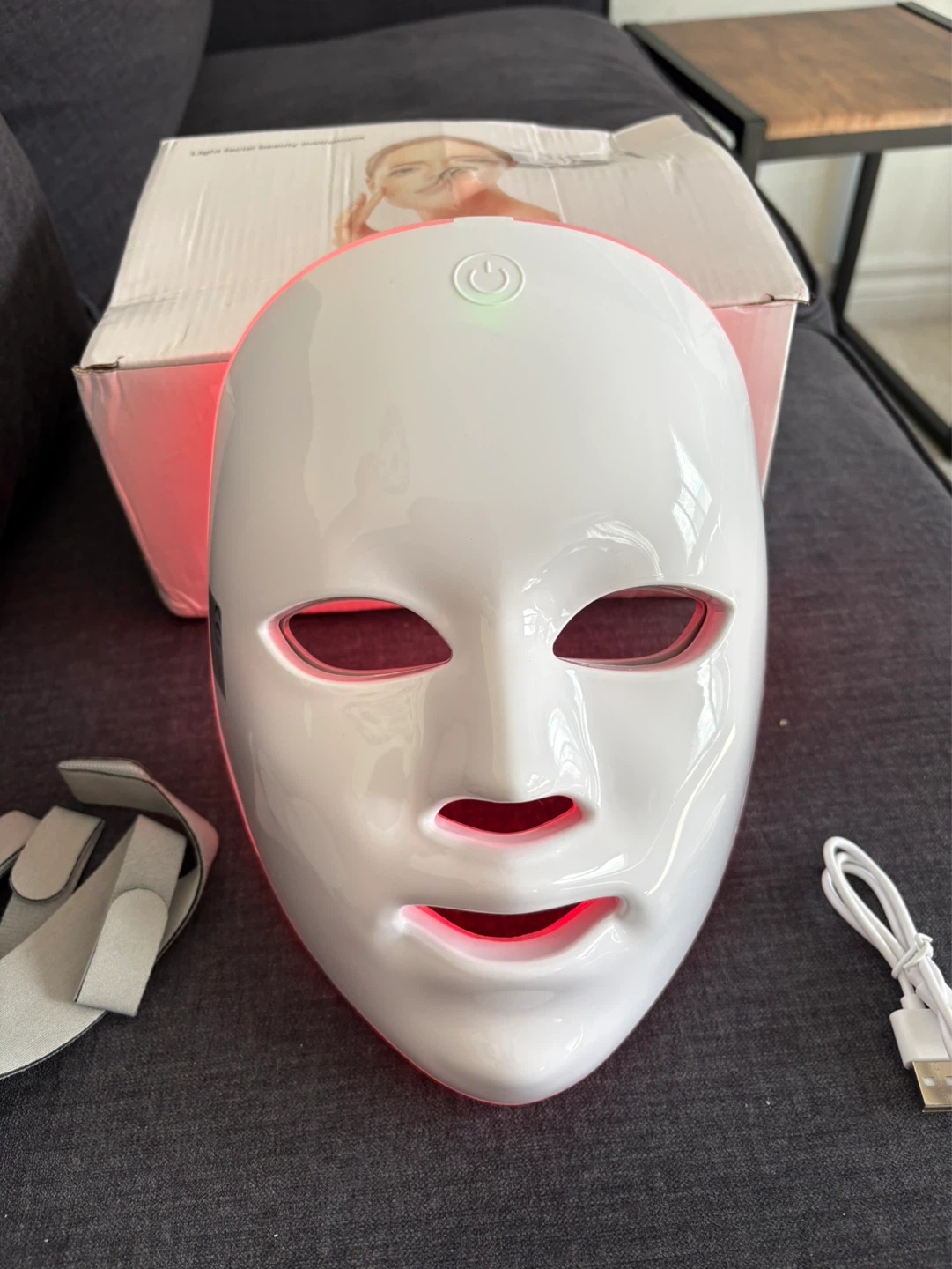 Brand New LED Light Therapy Face Mask - photo 2