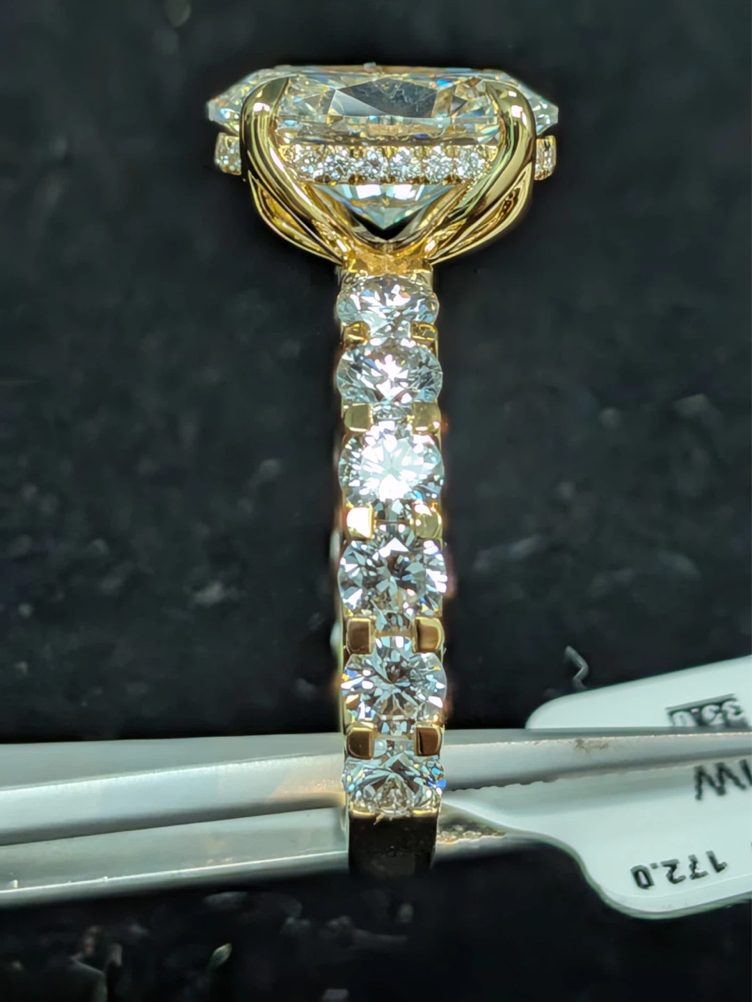 14k Yellow Gold Oval Diamond Engagement Ring - photo 2