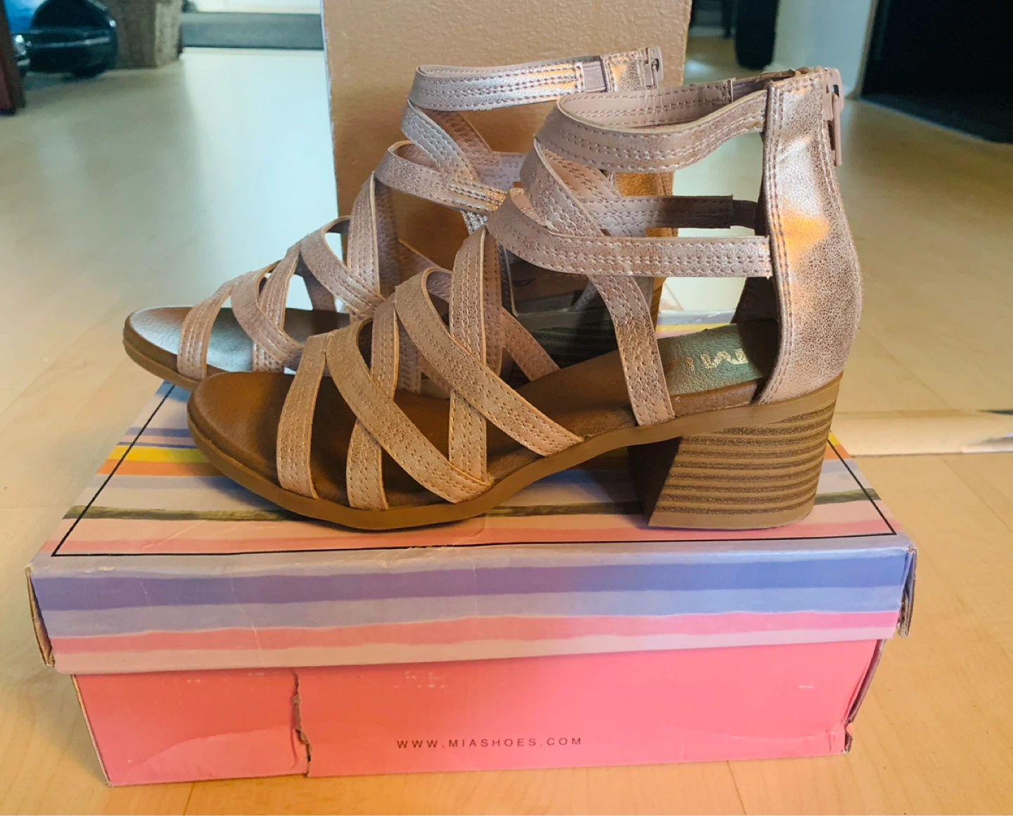 MIA Girls Lainey Rose Gold Strappy Heeled Sandals Size 3 - photo 3