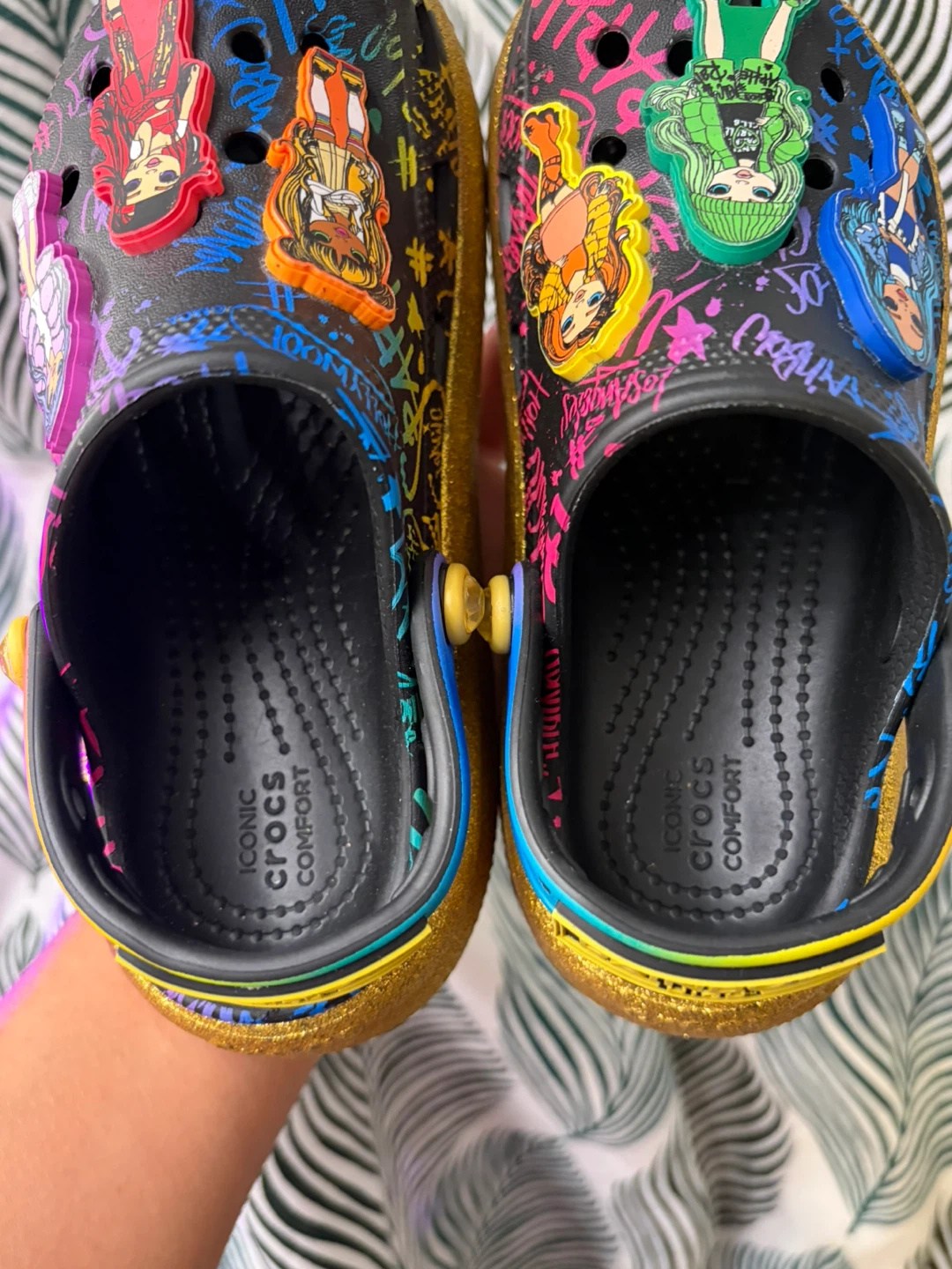 Crocs rainbow high size J1 - photo 5