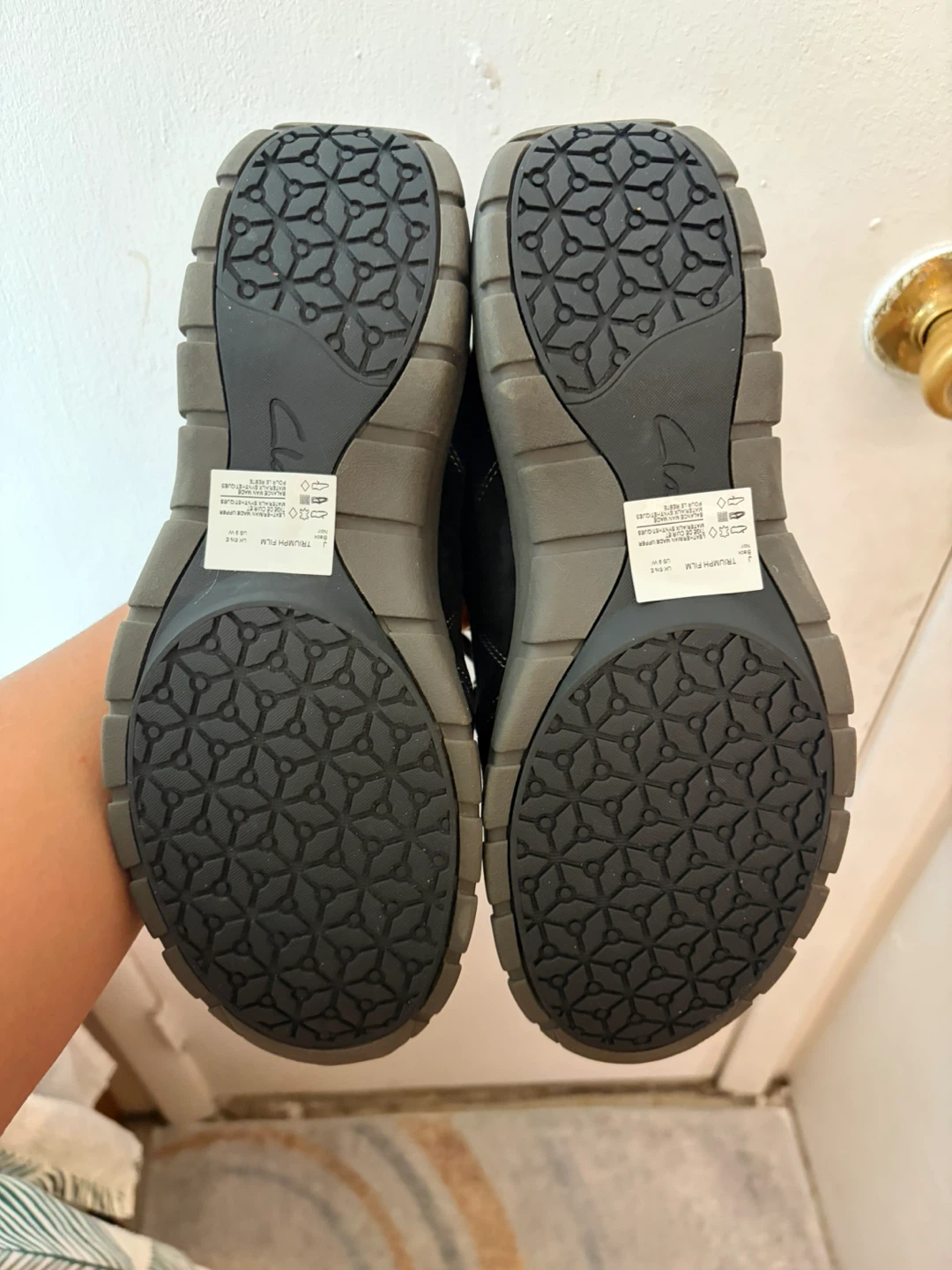 Clark’s shoes size 9W - photo 3
