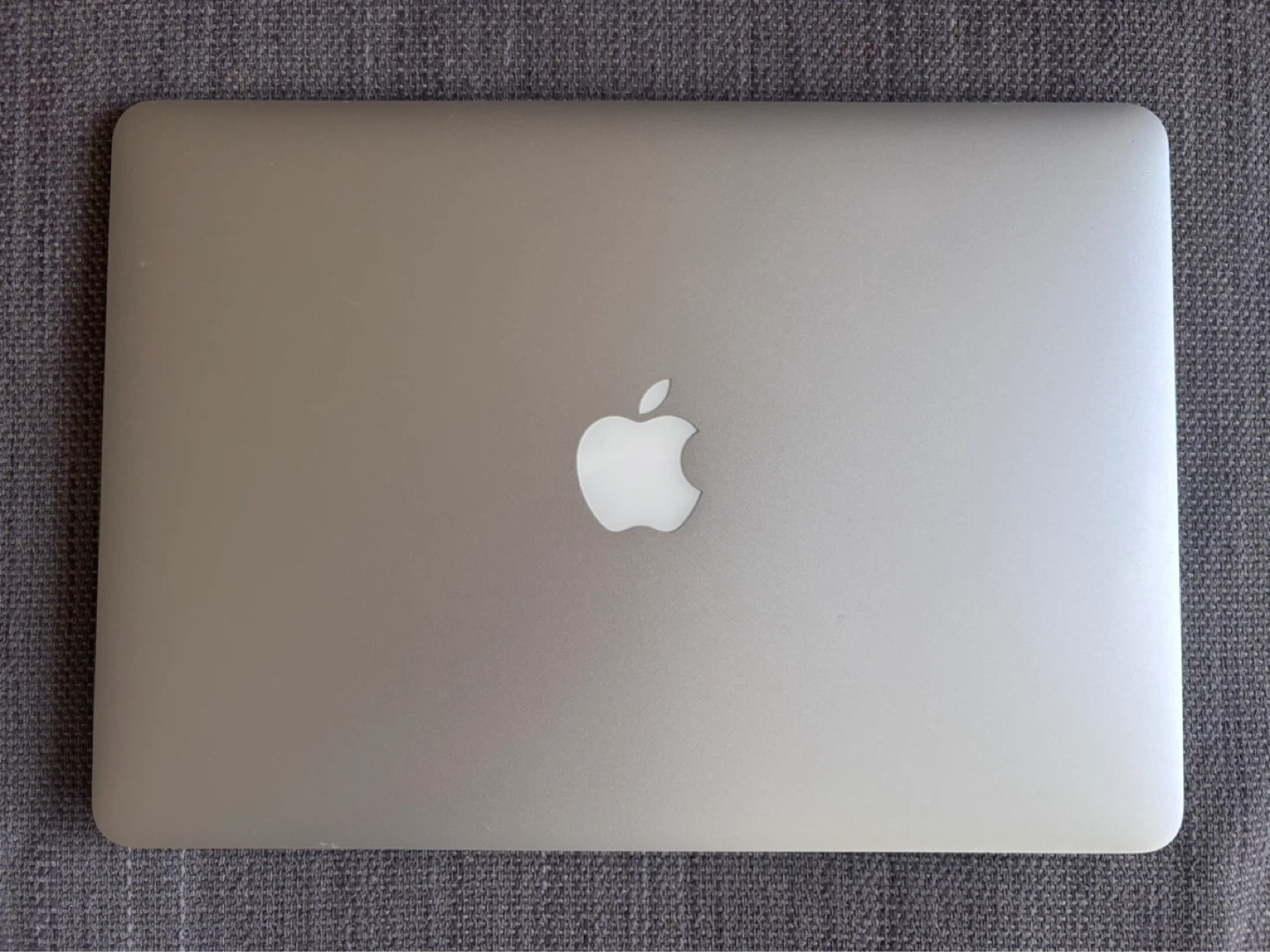Apple MacBook Air 13-inch (2017) - photo 3