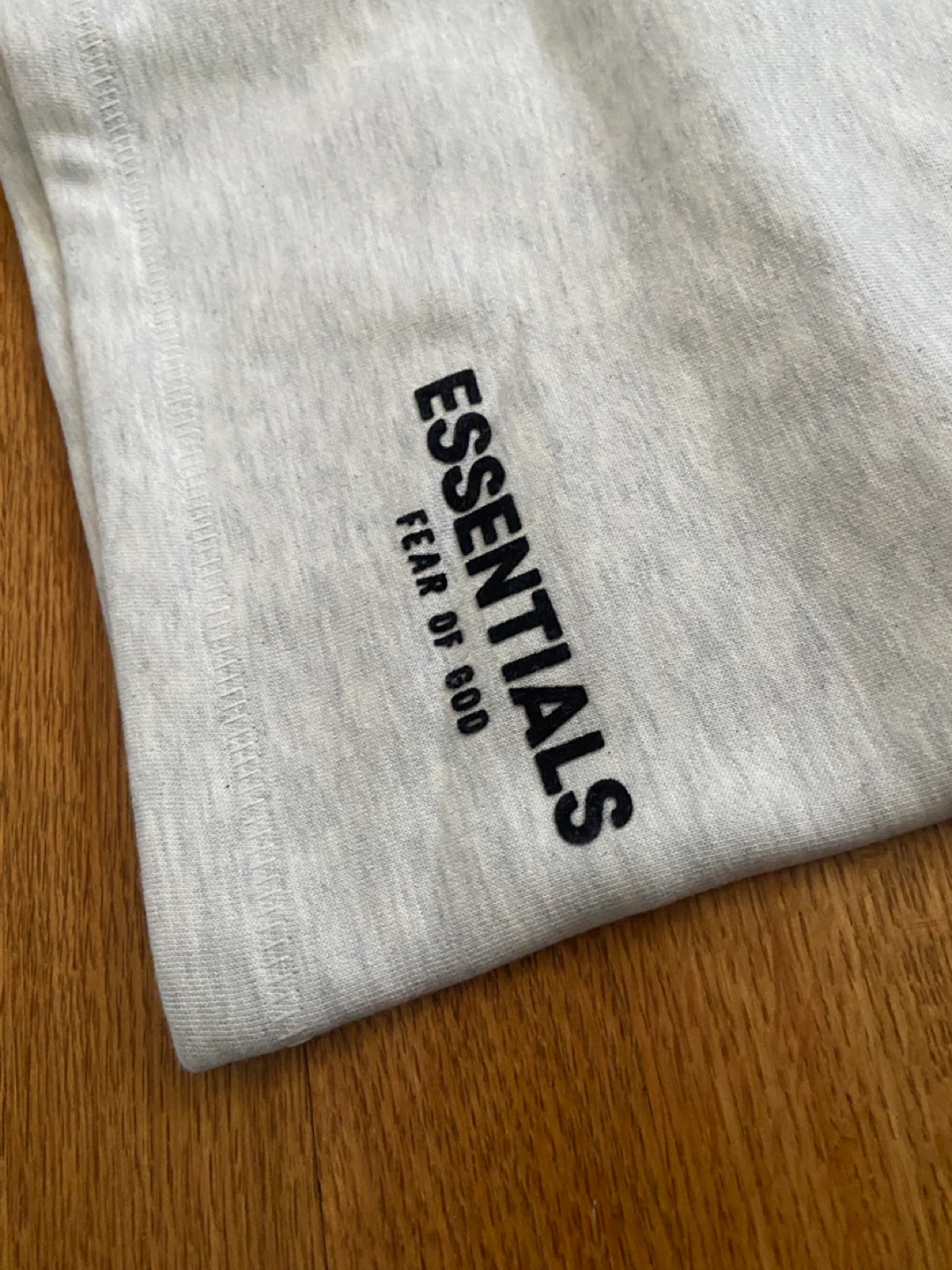 Fear of God Essentials shorts Light Oatmeal M - photo 3