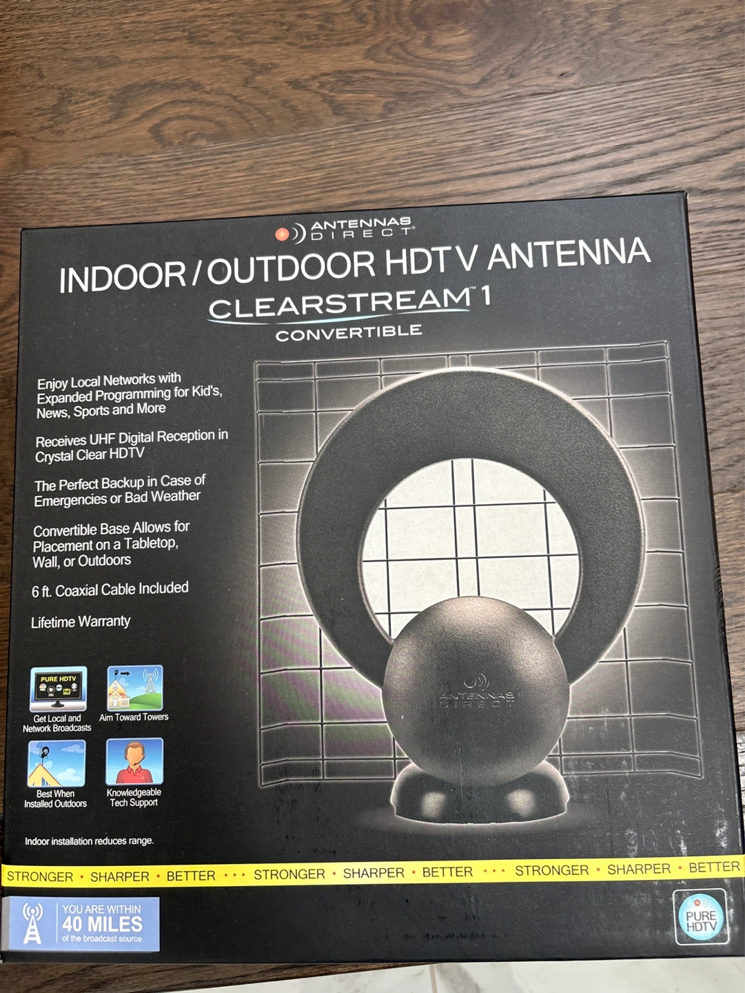 Antenna Direct ClearStream 1 Indoor/Outdoor HDTV Antenna