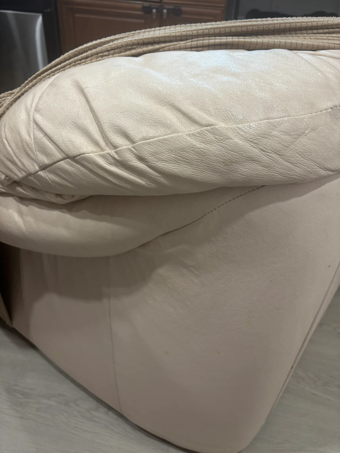 Mobilia Beige Sofa set with Throw Blanket - photo 5