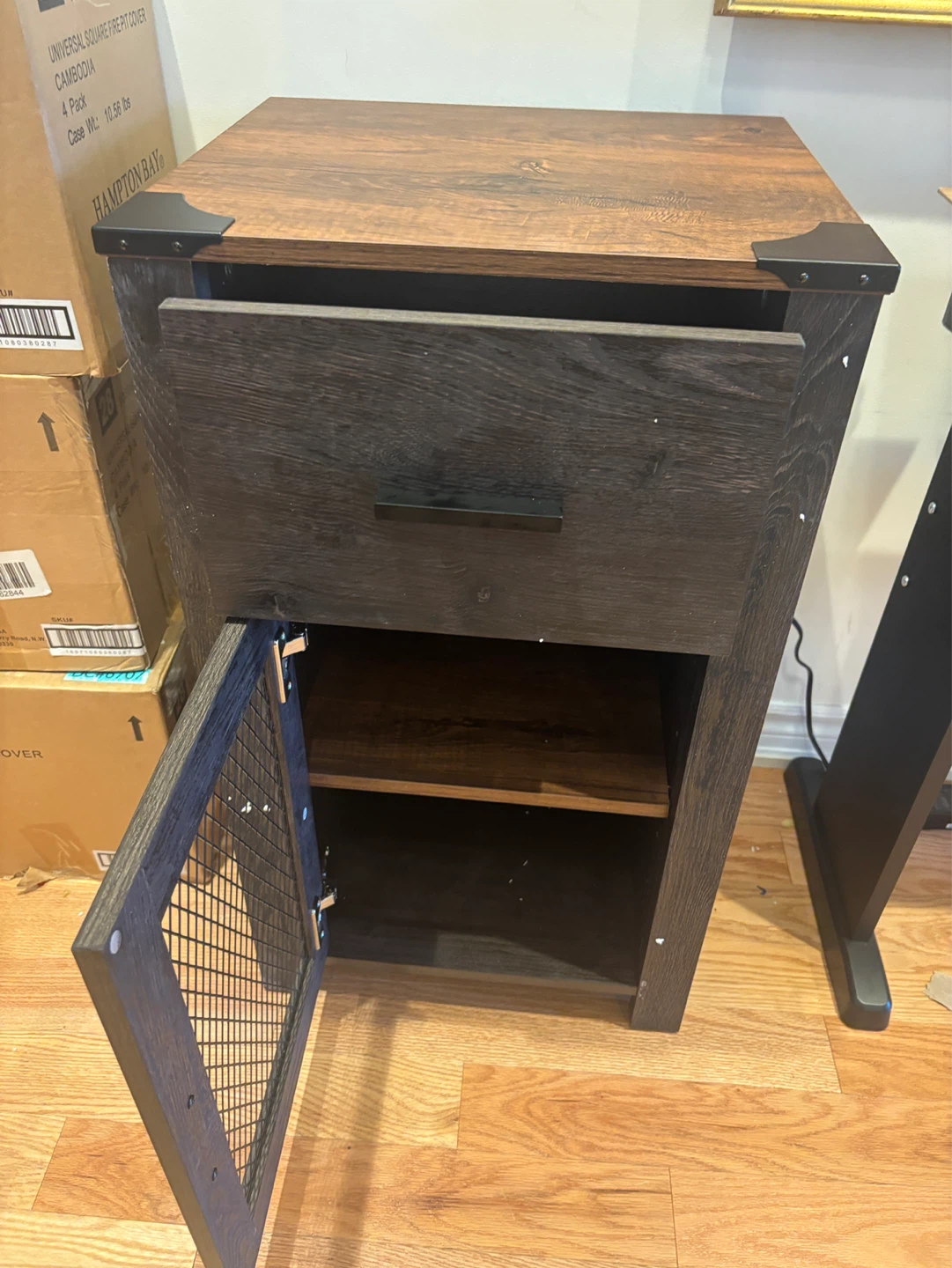Wampat End Table with Drawer and Cabinet