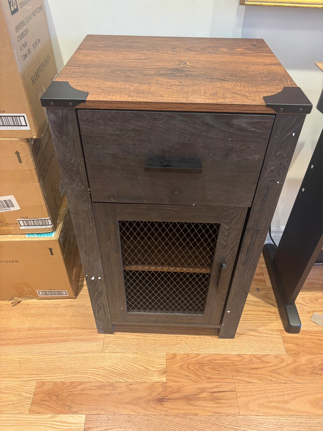 Wampat End Table with Drawer and Cabinet - photo 2